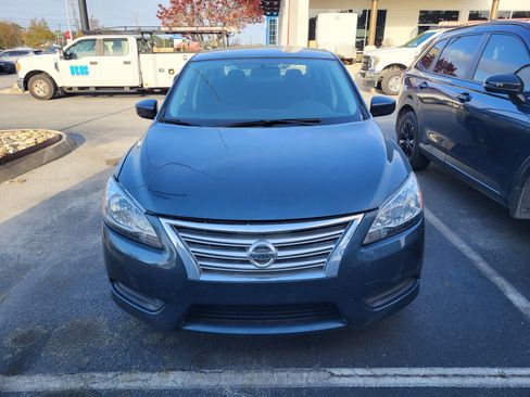 Used 2015 Nissan Sentra SV w/ Navigation Package FWD image 2