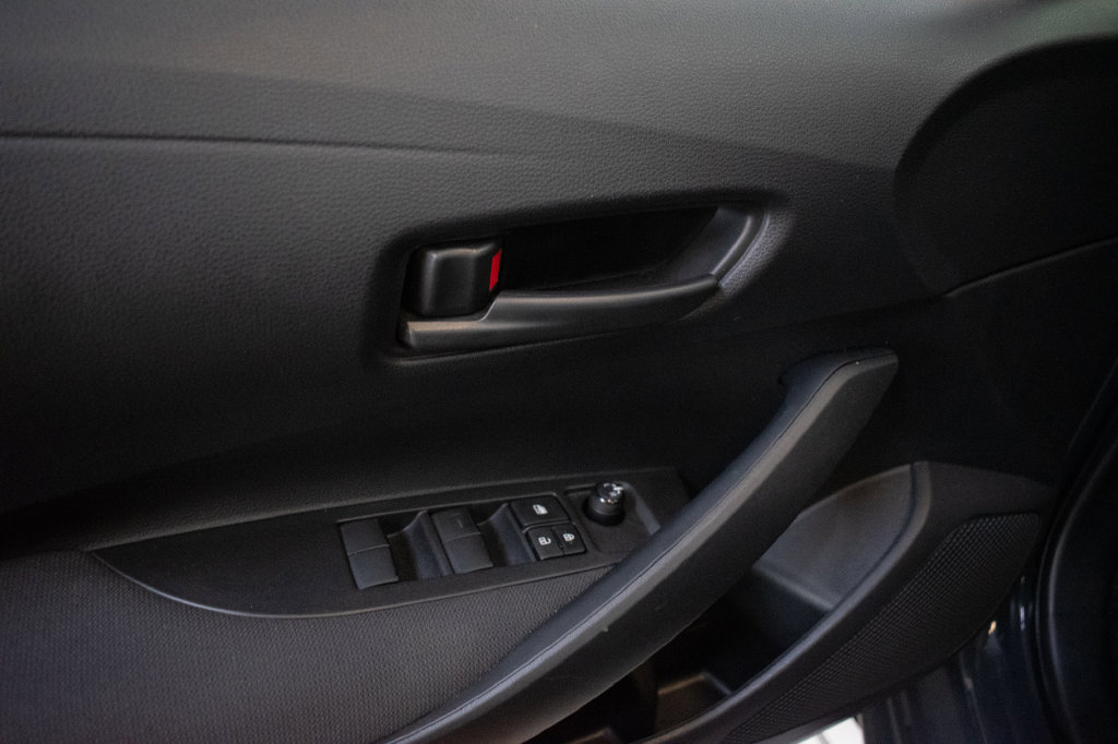 Used 2023 Toyota Corolla LE w/ Carpet Mat Package (TMS) FWD image 20