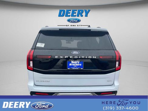 New 2026 Ford Expedition Max Platinum w/ Driver's Package image 7