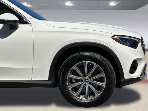 Used 2026 Mercedes-Benz GLC 300 4MATIC image 35