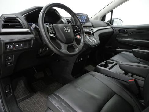 Used 2025 Honda Odyssey EX-L image 12
