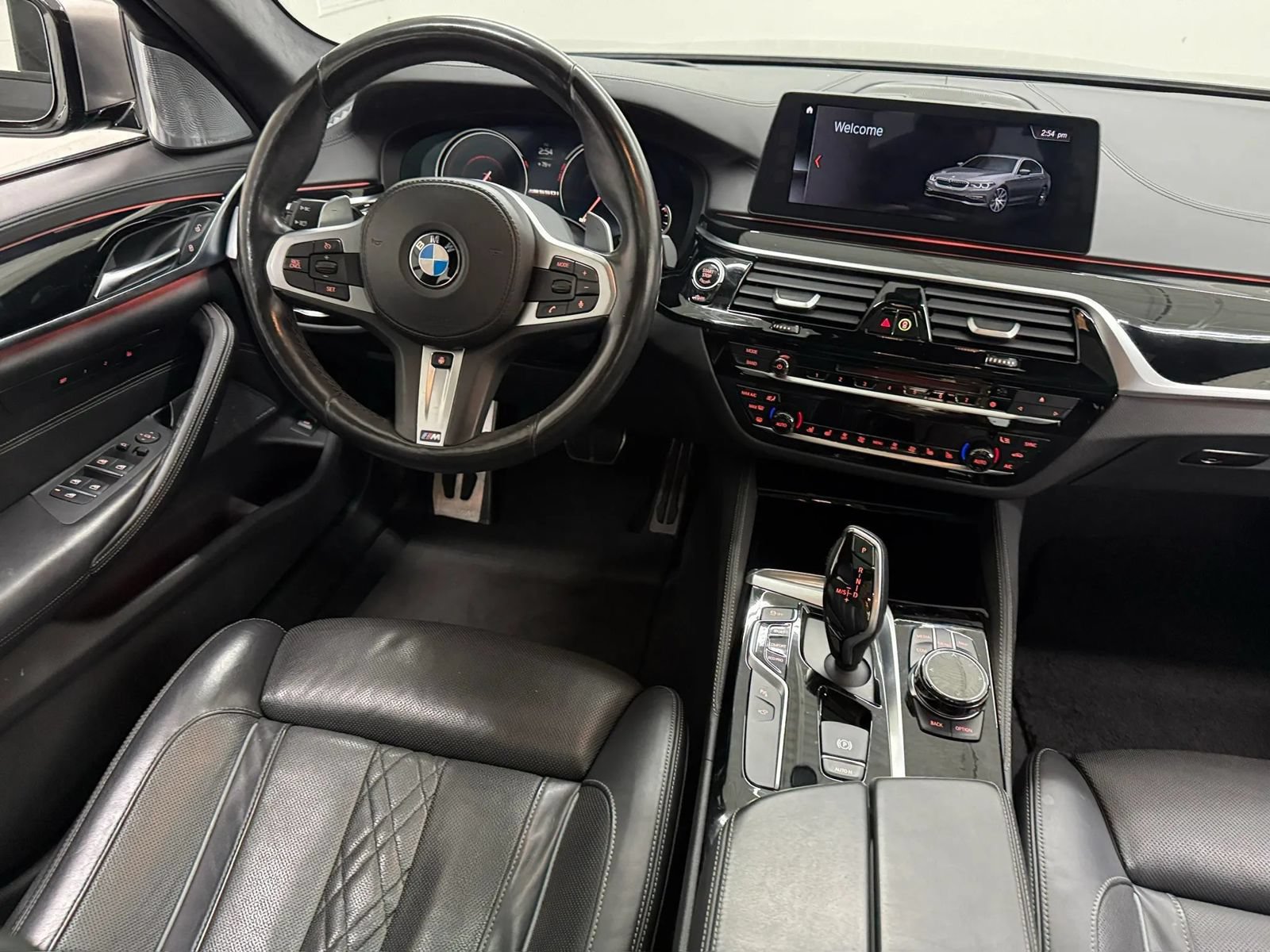 Used 2018 BMW M550i xDrive AWD/4WD image 10