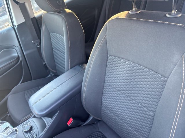 Used 2020 GMC Terrain SLE w/ Driver Convenience Package FWD image 9