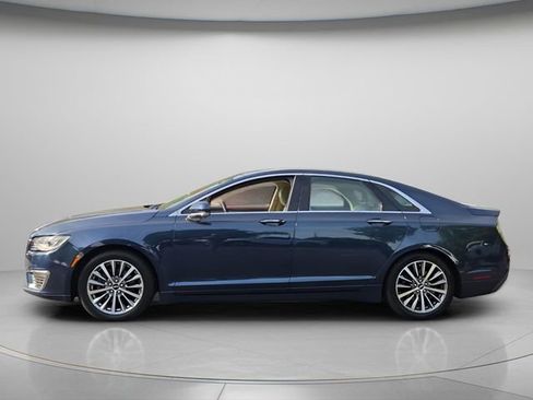 Used 2017 Lincoln MKZ Premiere FWD image 3