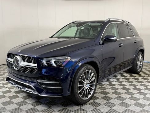 Used 2020 Mercedes-Benz GLE 350 4MATIC image 3