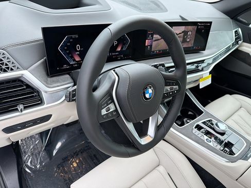 New 2026 BMW X5 xDrive40i w/ Executive Package AWD/4WD image 25