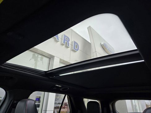 Used 2025 Ford Explorer ST w/ Sun And Sound Package image 20