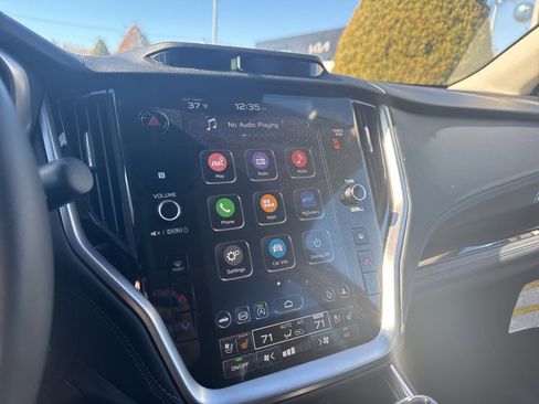 Used 2025 Subaru Outback Touring image 11