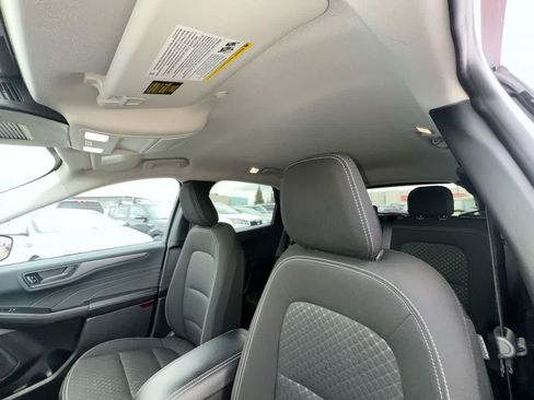 Used 2025 Ford Escape Active AWD/4WD image 22