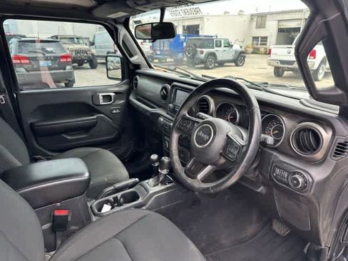 Used 2021 Jeep Wrangler Unlimited Sport w/ Cold Weather Group AWD/4WD image 3