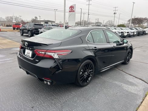 Used 2024 Toyota Camry XSE image 17