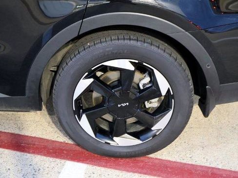 Used 2025 Kia Sorento SX Prestige image 10