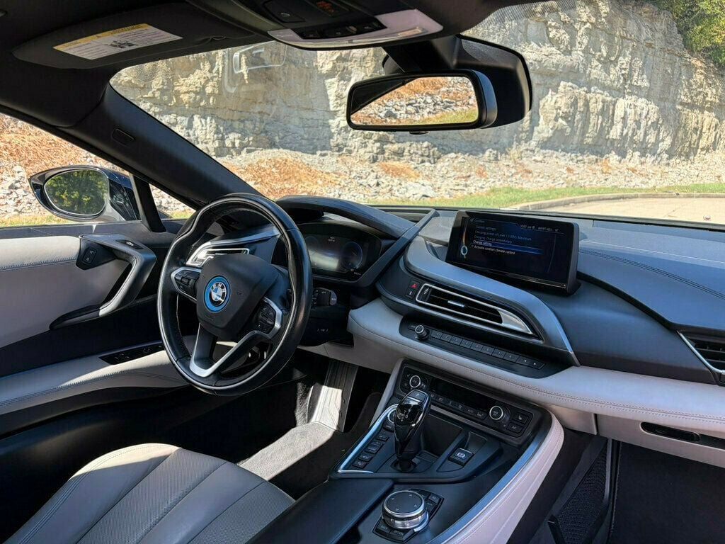 Used 2015 BMW i8 AWD/4WD image 17
