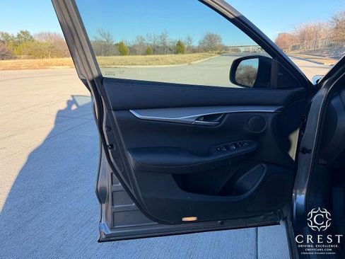 Certified 2022 INFINITI QX50 Luxe w/ Appearance Package image 11