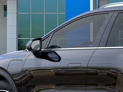 New 2026 Chevrolet Equinox EV LT image 12