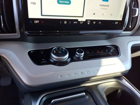 Certified 2025 Ford Expedition Max Active image 18