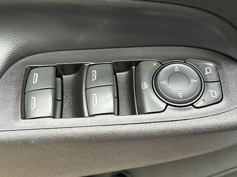 Used 2018 Chevrolet Equinox LT w/ Redline Edition AWD/4WD image 26
