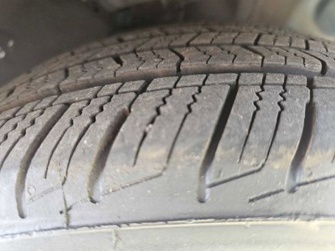 Used 2012 Honda Civic LX image 32