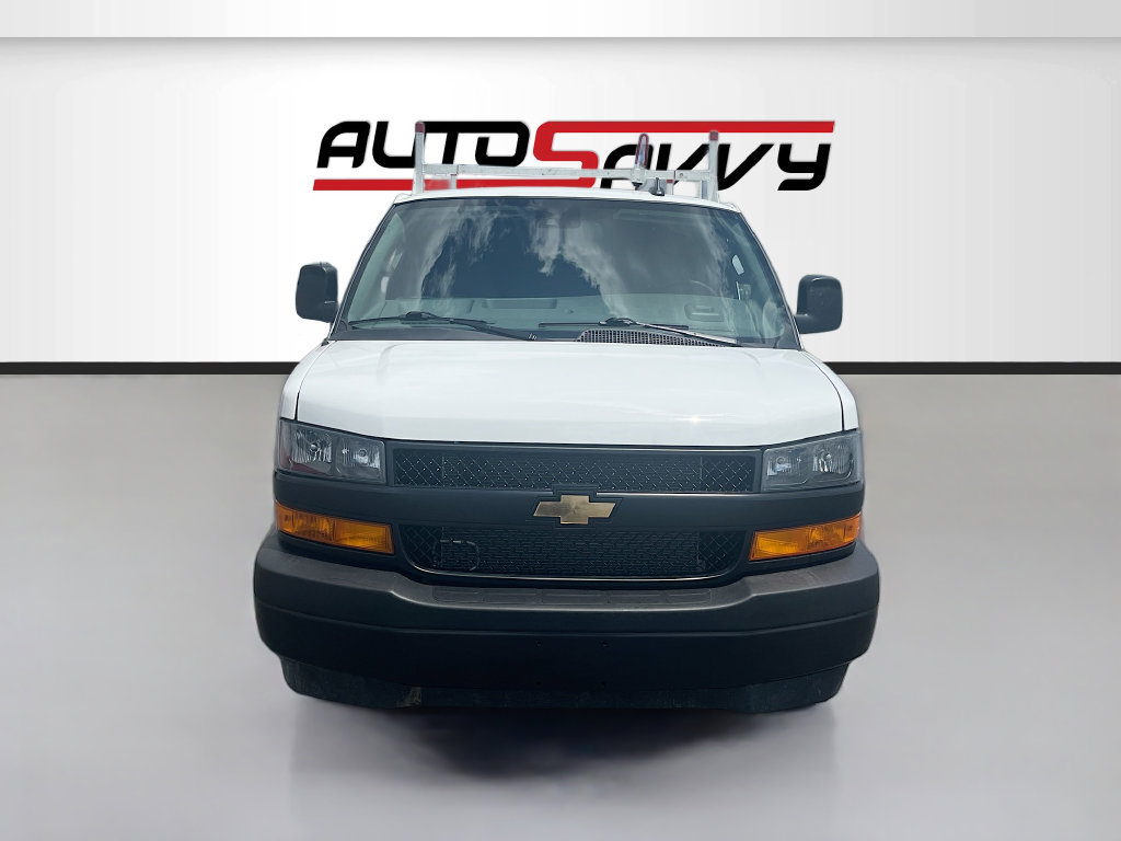 Used 2025 Chevrolet Express 2500 Extended w/ Safety Package RWD image 2
