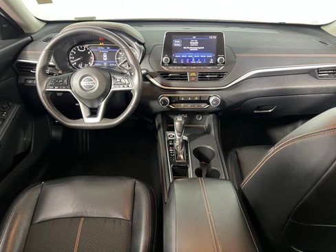 Used 2022 Nissan Altima 2.5 SR image 14