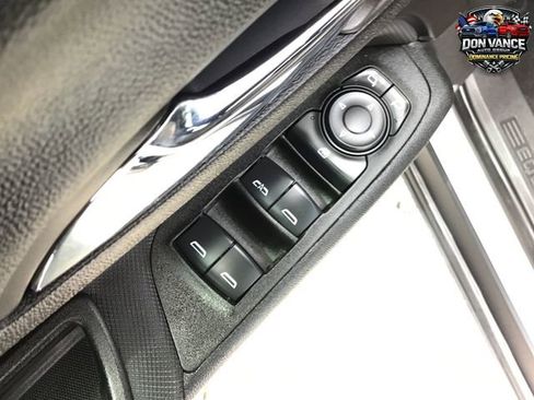 Used 2022 Chevrolet Equinox RS w/ RS Leather Package FWD image 14