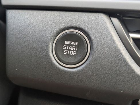 New 2026 Kia Seltos EX FWD image 12
