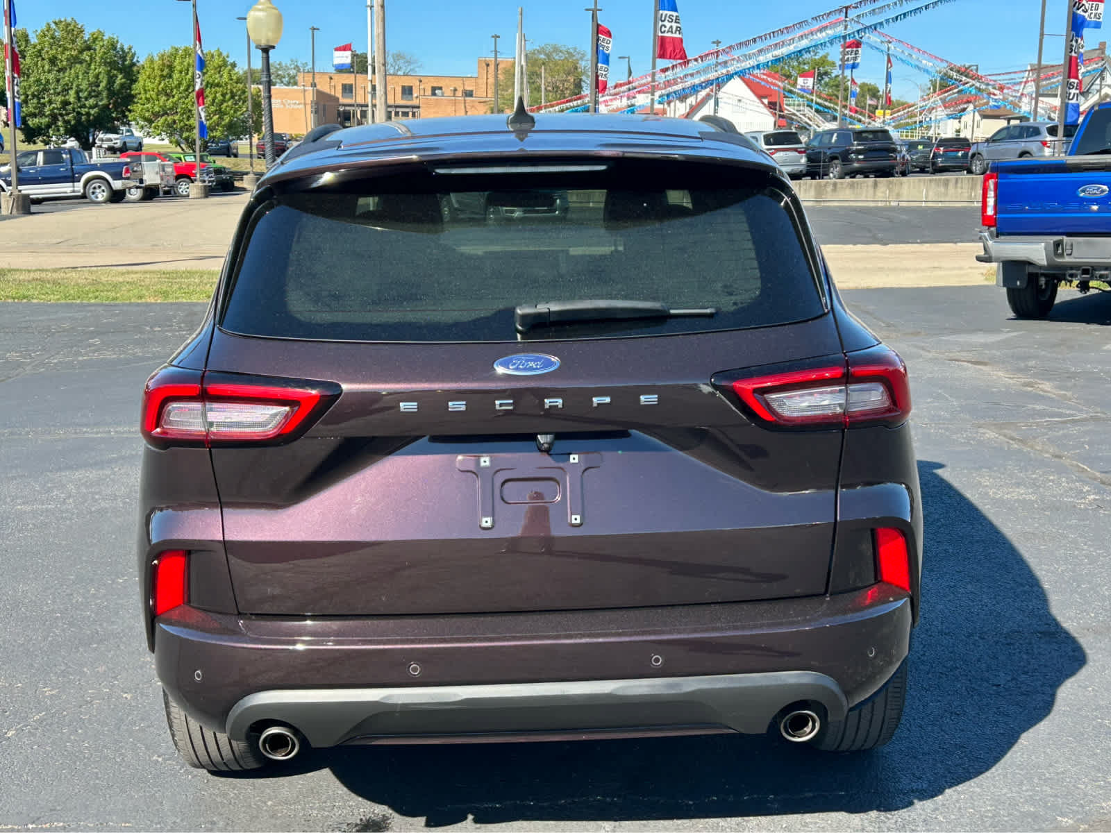 Used 2023 Ford Escape ST-Line w/ Tech Pack #1 FWD image 5