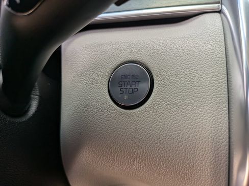 Certified 2023 Kia Sorento SX FWD image 29