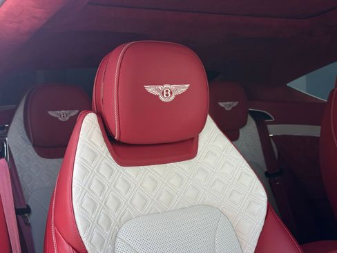 Used 2022 Bentley Continental GT AWD/4WD image 34