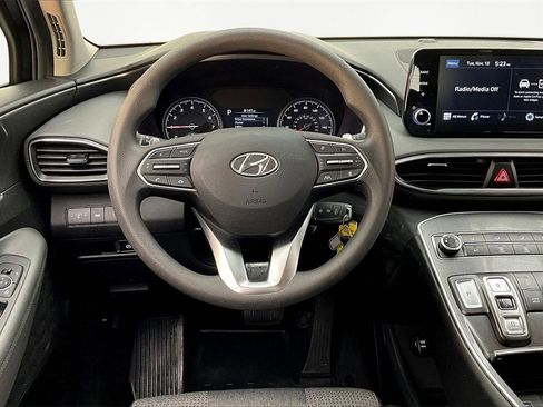 Used 2023 Hyundai Santa Fe SE image 5