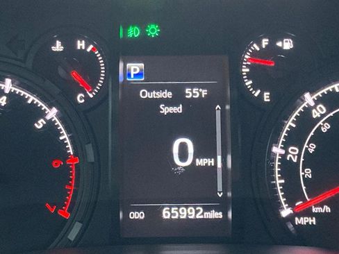 Used 2022 Toyota 4Runner SR5 image 15