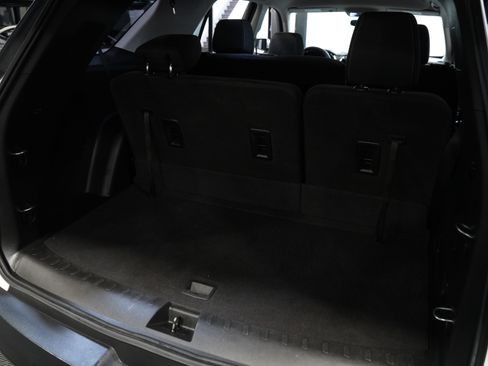 Used 2020 Chevrolet Traverse L FWD image 52