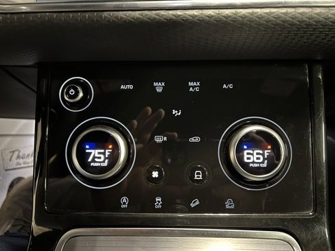 Used 2020 Land Rover Range Rover Evoque S image 40