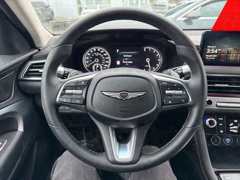 Used 2026 Genesis G70 2.5T image 19