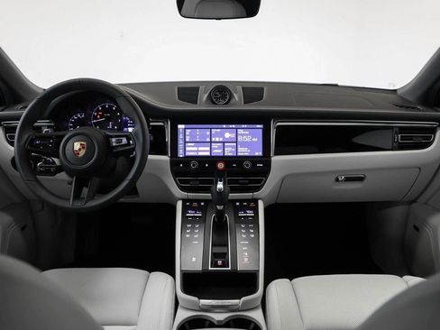 New 2025 Porsche Macan image 78