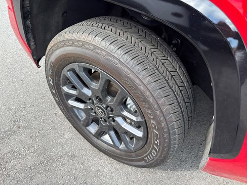 Used 2025 Toyota Tundra Platinum image 6