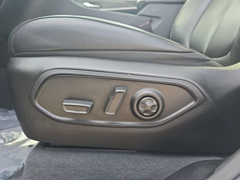 Certified 2023 Jeep Grand Cherokee Limited AWD/4WD image 28