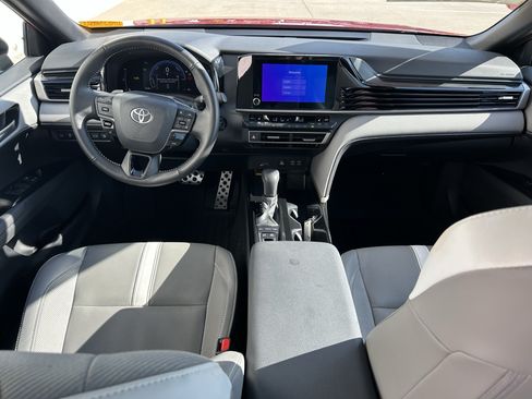 Certified 2025 Toyota Camry SE w/ Convenience Package AWD/4WD image 20
