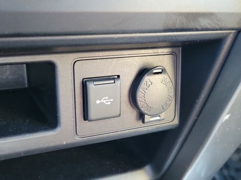 Certified 2024 Toyota 4Runner SR5 image 31