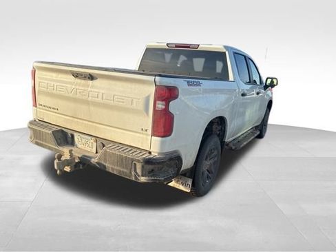 Used 2022 Chevrolet Silverado 1500 LT Trail Boss image 5