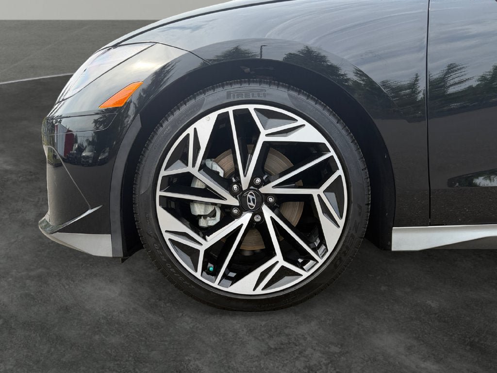 Certified 2023 Hyundai Ioniq 6 SEL AWD/4WD image 5