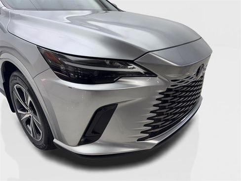 Used 2023 Lexus RX 350 Premium image 17