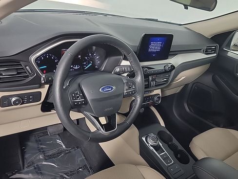 Used 2020 Ford Escape SEL FWD image 19