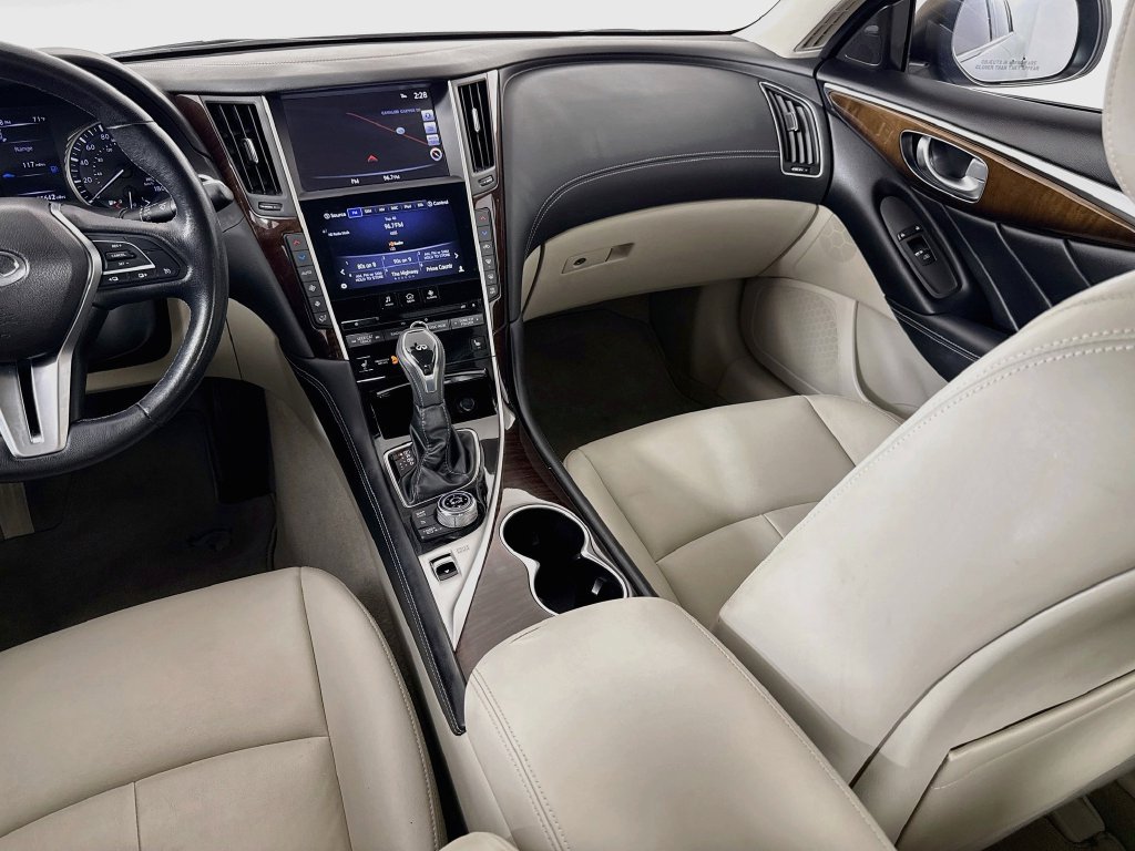 Used 2019 INFINITI Q50 Luxe w/ Essential Package (3.0T Luxe) AWD/4WD image 24