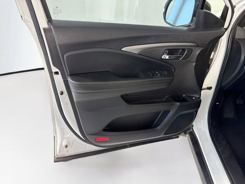 Used 2022 Honda Pilot Sport image 25