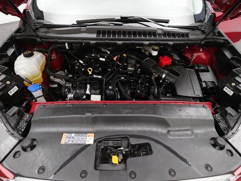 Used 2024 Ford Edge SEL w/ Convenience Package image 3