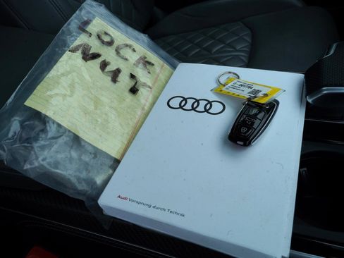 Used 2025 Audi SQ7 Premium Plus AWD/4WD image 73