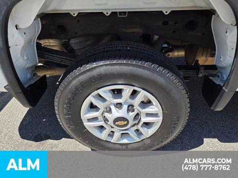 Used 2025 Chevrolet Silverado 2500 LT w/ Convenience Package AWD/4WD image 15
