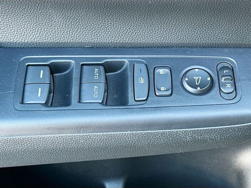 Used 2024 Honda CR-V EX image 17