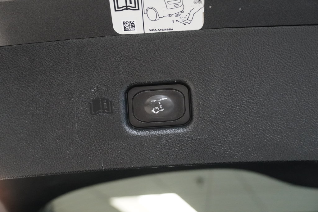 Used 2019 Lincoln Nautilus Reserve AWD/4WD image 11